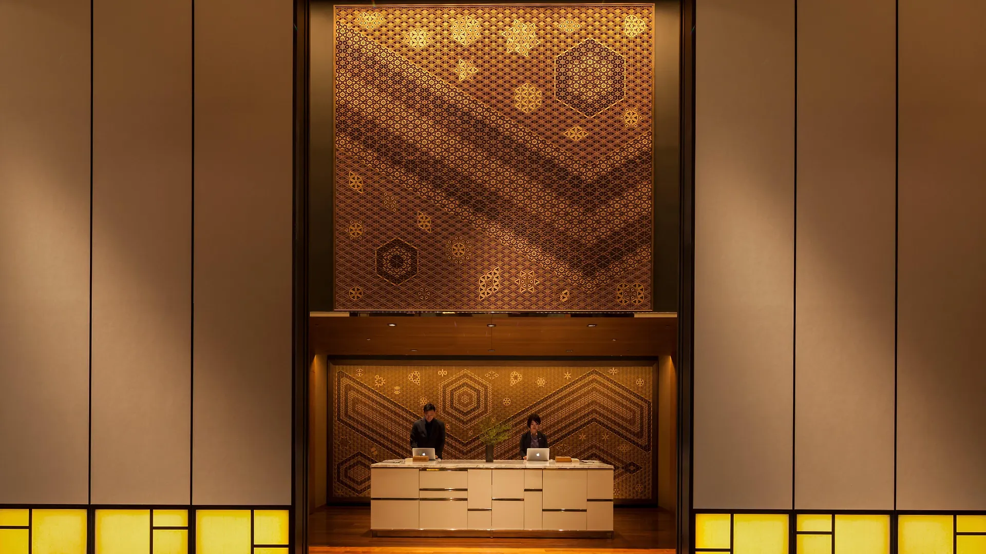 Andaz Tokyo - A Concept By Hyatt contacts